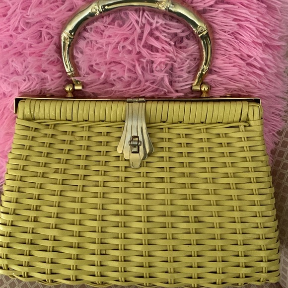 Hong Kong Handbags - Vintage 60’s HONG KONG basket weave Handbag